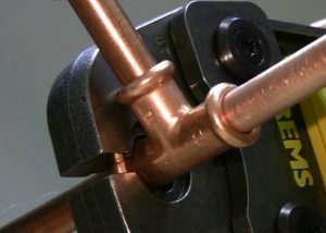 DIY copper pipe installation