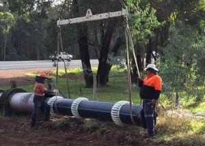 Support for laying a pipe in a case