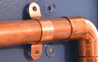 Metal two-leg bracket