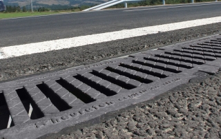 Drainage trays